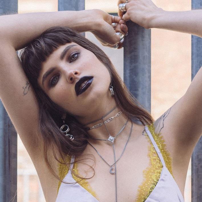 ZODIAC. Layered Moon Chain Choker - Gold - Image 2